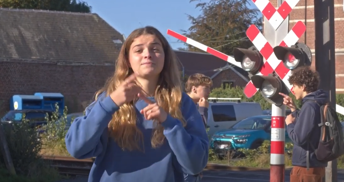 Persoon die gebaart.