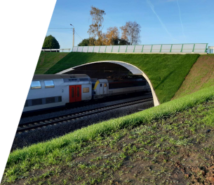 Voorbeeldfoto boogbrug.