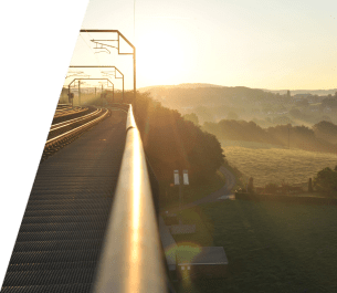 Het spoorwegnet in de zon.