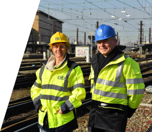 Sophie Dutordoir (SNCB) en Luc Lallemand (Infrabel) durant la 2ème phase des travaux en 2017.