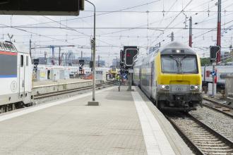 Train en gare.